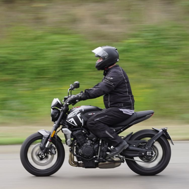 ADAC-Motorrad-Intensiv-Training - ADAC Fahrsicherheitszentrum Westfalen