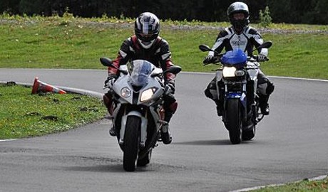 ADAC Motorrad Basis bis 25 Jahre - Fahrsicherheitszentrum Westfalen
